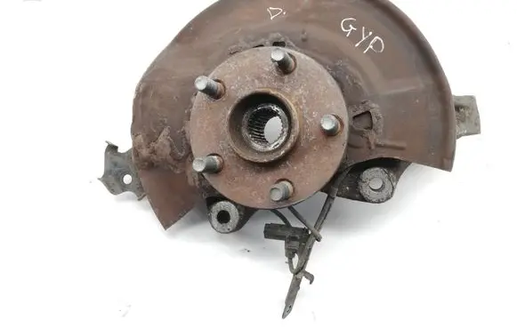 Front wheel hub