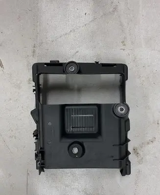 Audi Q7 4M Engine control unit holder 4M0907650