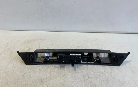 Audi TT TTS RS Mk3 8S Trunk door license plate light bar 8S0827574C