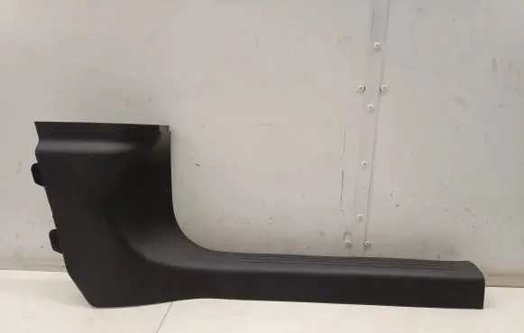 Mercedes-Benz GLA H247 Front sill trim cover A1776802800