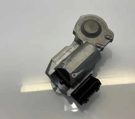 Mercedes-Benz CLS C219 Steering wheel lock A2034621130 2034621130
