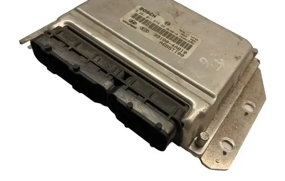 KIA Sorento Engine control unit/module 0281011579 391004A810