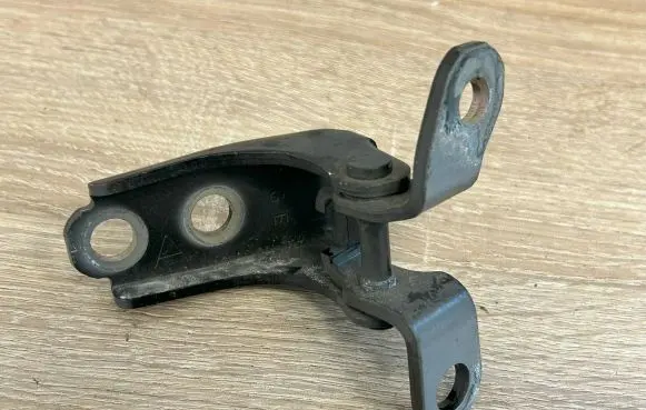 Honda Accord Front door upper hinge 67450S3N003ZZ