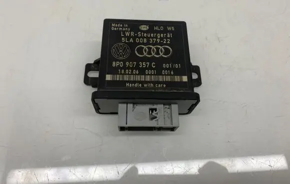 Audi A6 S6 C6 4F Light module LCM 8P0907357C 5LA00837922