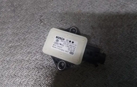 Audi A4 S4 B8 8K ESP acceleration yaw rate sensor 8K0907637C 0265005738