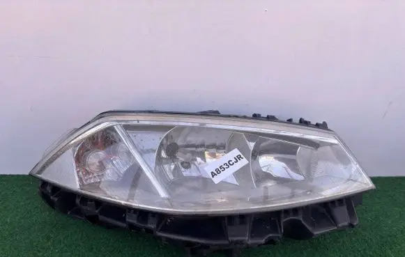 Renault Megane II Headlight/headlamp 89307020