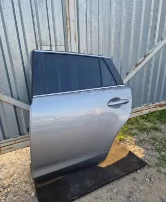 Mazda 6 Rear door