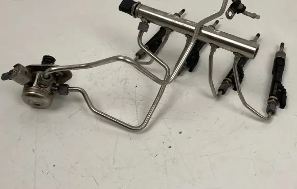BMW 3 F30 F35 F31 Fuel injection system set 7584461 13537585415 13537585426