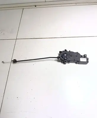 Mercedes-Benz E W212 Loading door check strap stopper A2047500060