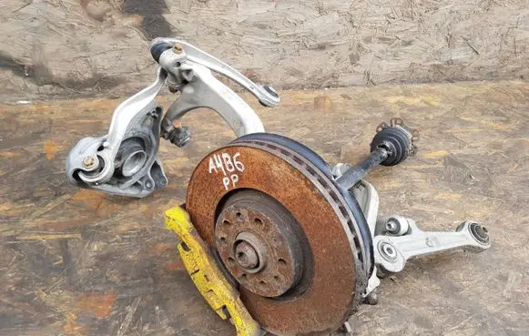 Audi A4 S4 B6 8E 8H Front wheel hub 8E0407272AT