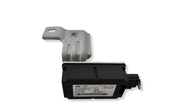 Hyundai i30 Tire pressure control unit 95800A5110 A2C3133140003 A2C31331700