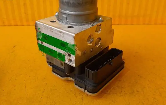 Mercedes-Benz GLC C254 ABS Pump A2369004103 A2549019400 A2369021300