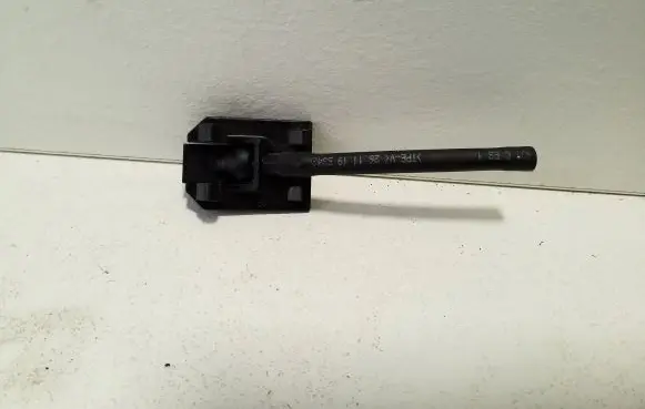 Opel Grandland X Windshield washer spray nozzle 