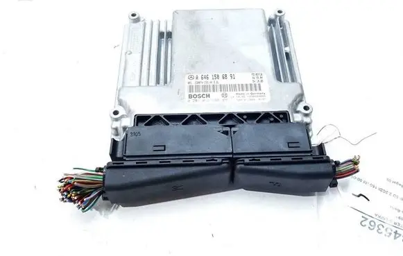 Mercedes-Benz C AMG W203 Engine control unit/module ECU 6461506891