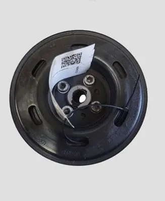 Audi A4 S4 B6 8E 8H Crankshaft pulley 06A105243E 06A105263D