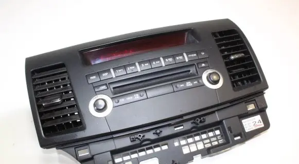Mitsubishi Lancer Radio/CD/DVD/GPS head unit S41XGO211