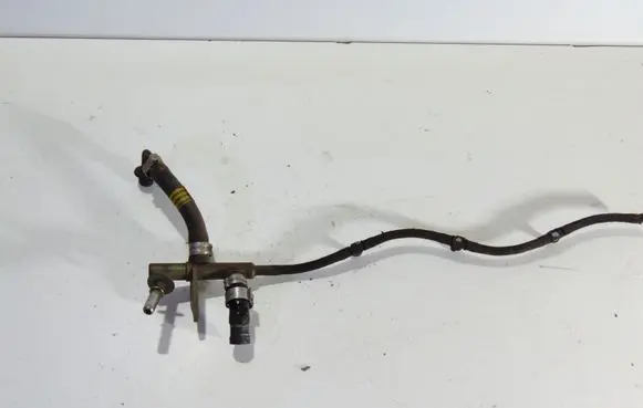 Peugeot Bipper Fuel line pipe