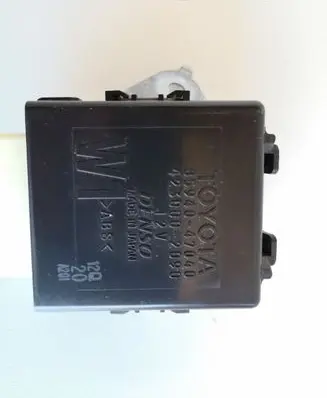 Toyota Prius+ (ZVW40) Other control units/modules 8594047040 4230002090