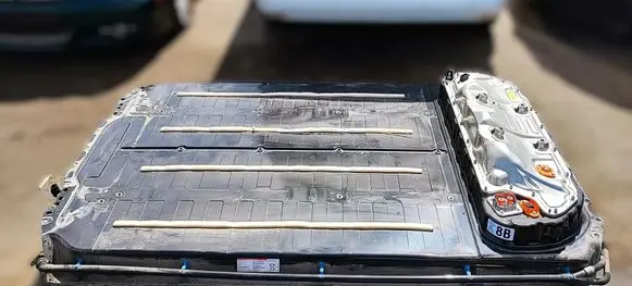 Tesla Model Y Hybrid / electric car battery 152231200F