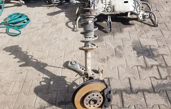 Volkswagen Golf Sportsvan Front wheel hub spindle knuckle