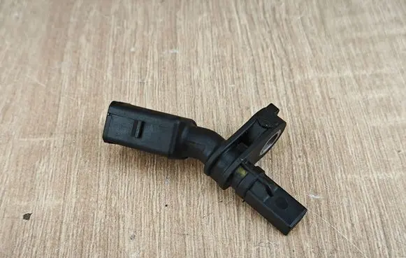 Audi Q3 F3 ABS brake wheel speed sensor WHT003860