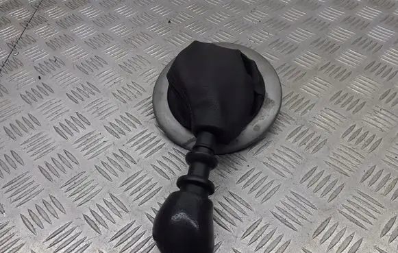 Renault Megane II Gear shifter surround trim plastic 