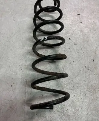 Audi A4 S4 B5 8D Rear coil spring 