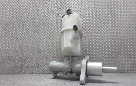 Citroen C5 Master brake cylinder