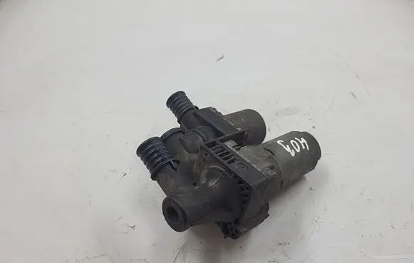 BMW 3 E46 Coolant heater control valve 1147412149