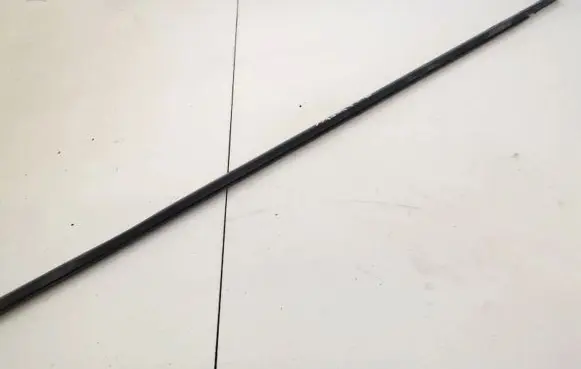 Renault Megane II Front door glass trim molding 