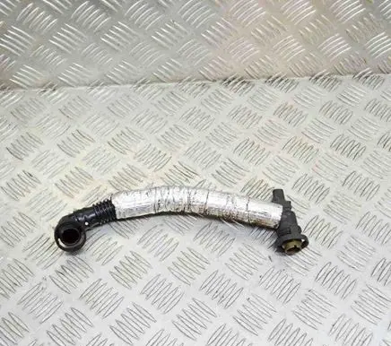 BMW i8 Brake vacuum hose/pipe 2389052