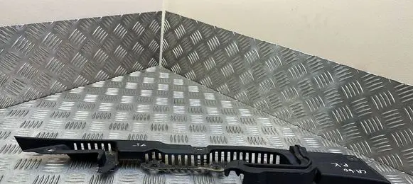 Volvo S90, V90 Fender end trim 31386870