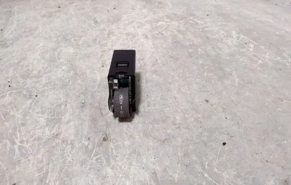KIA Sorento Headlight level height control switch 3410017M012