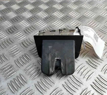 Audi A6 S6 C7 4G Tailgate/trunk/boot lock/catch/latch 8R0827505