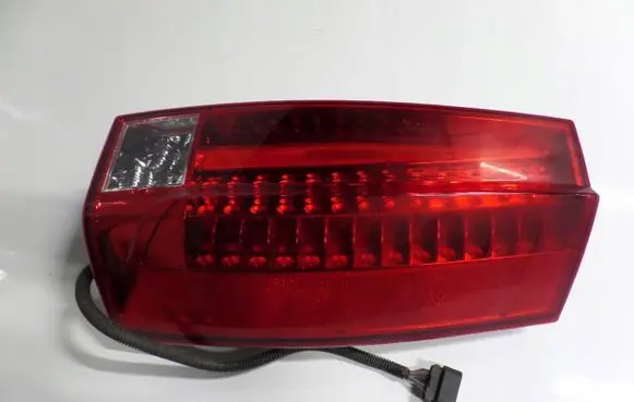 Cadillac Escalade Rear/tail lights set 25895485