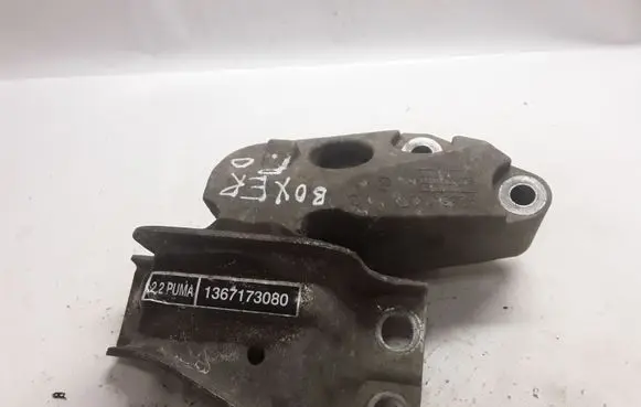 Peugeot Boxer Engine mount bracket 1367173080