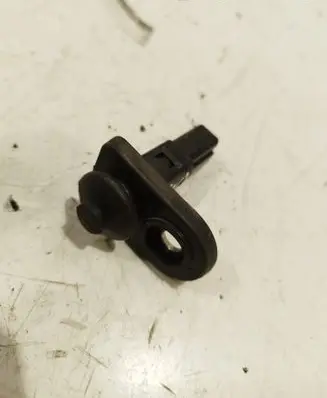 Hyundai i40 Front door sensor G04012
