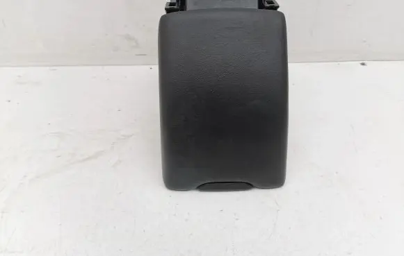 Volvo XC60 Armrest