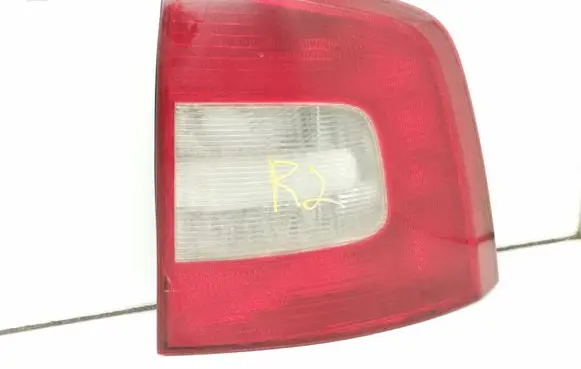 Skoda Octavia Mk2 (1Z) Rear/tail lights 275902