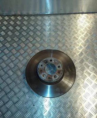BMW 5 E60 E61 Front brake disc
