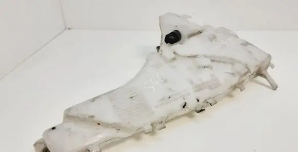 Volvo S40 Windshield washer fluid reservoir/tank 30657121