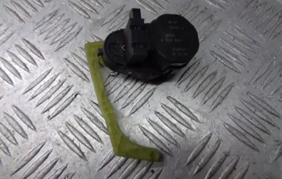 BMW 3 E46 A/C air flow flap actuator/motor 6902855