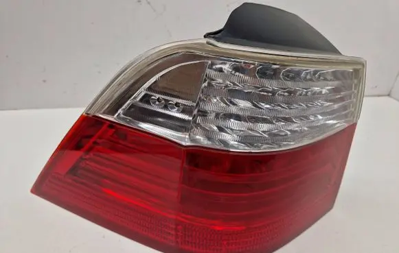 BMW 5 E60 E61 Rear/tail lights 03327286 084441944LF