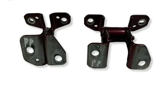 Dodge Durango III Front door upper hinge 6437944
