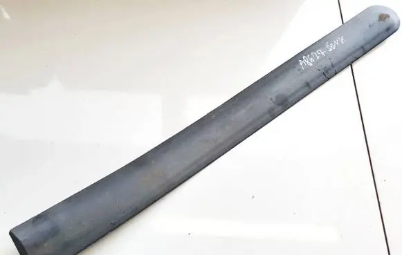 Rear door trim (molding)