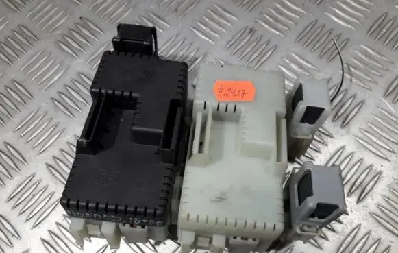 Ford Mondeo MK IV Fuse box set