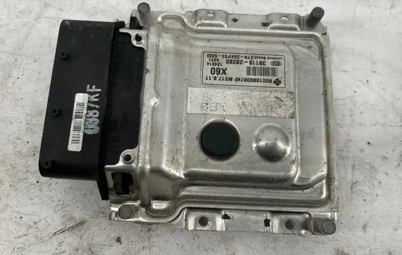 KIA Venga Engine control unit/module 391182B280 9001090387KF D541FS35000