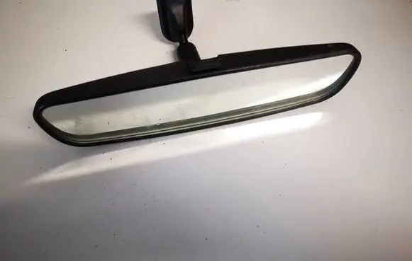 Rear view mirror (interior)