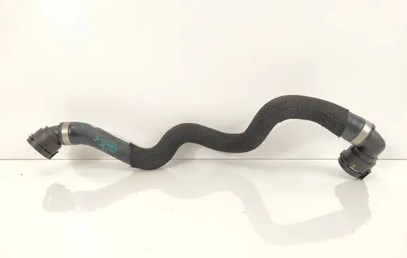 BMW 7 G70 Engine coolant pipe/hose 9453681