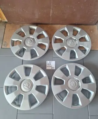 Skoda Citigo R14 wheel hub/cap/trim 6v0601147